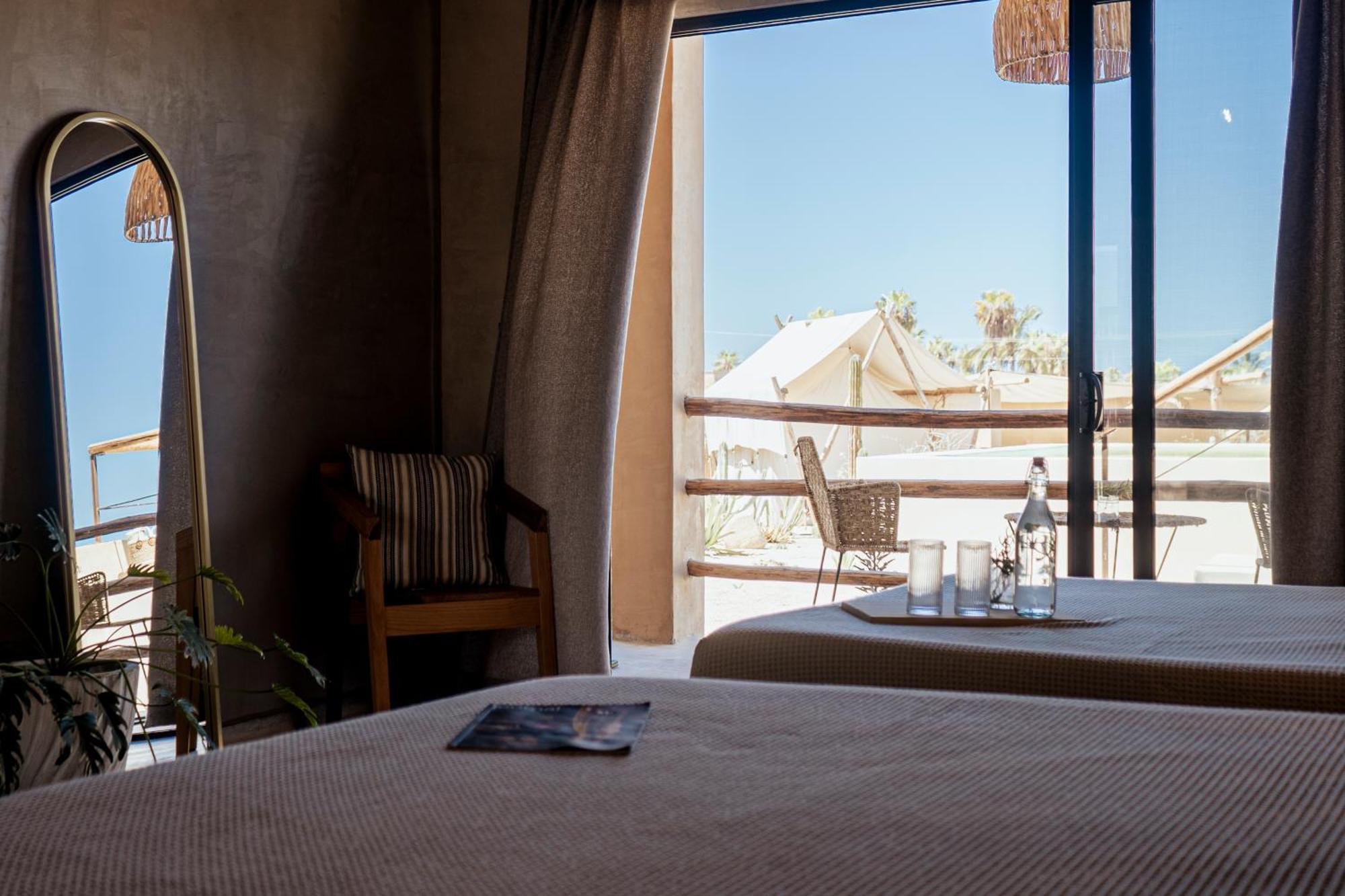 Baja Temple Hotel Todos Santos Bilik gambar